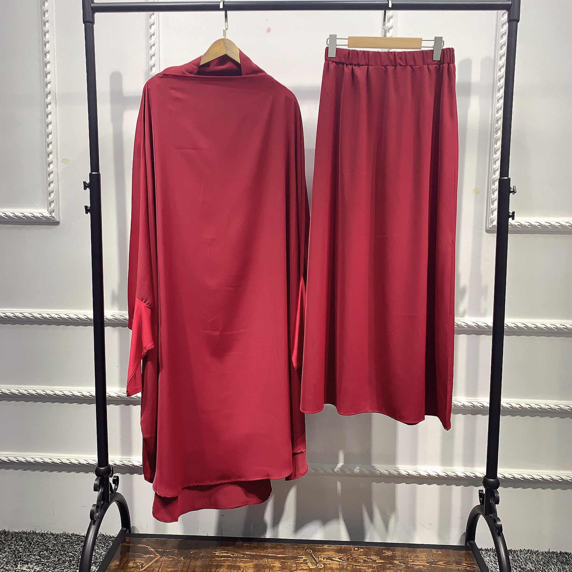 Ensemble Abaya Deux Pièces à Capuche – Robe Ample & Jupe Taille Élastique, Manches Chauve-souris