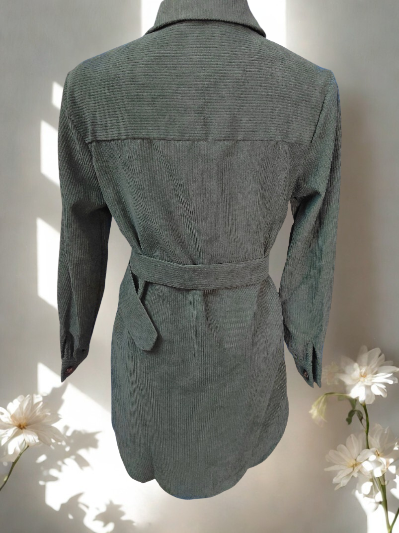 Robe-Chemise Amira- Velours Côtelé, Élégance Décontractée avec Ceinture