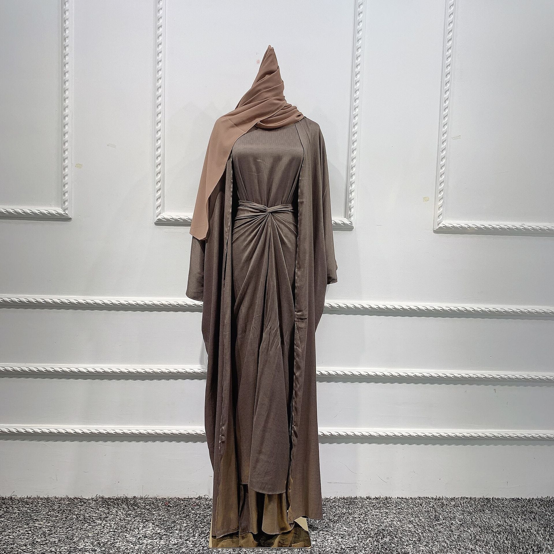 Ensemble Abaya Style Dubaï 4 Pièces en Lin – Kimono, Robe Longue, Jupe Portefeuille et Hijab