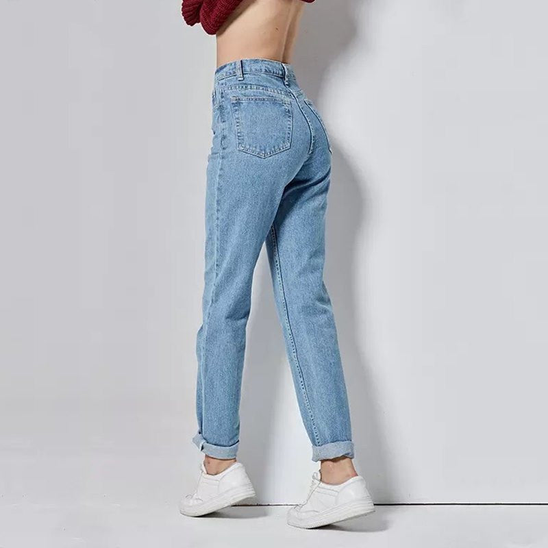 Jean Femme Classique en Denim – Coupe Slim Décontractée et Confort Quotidien