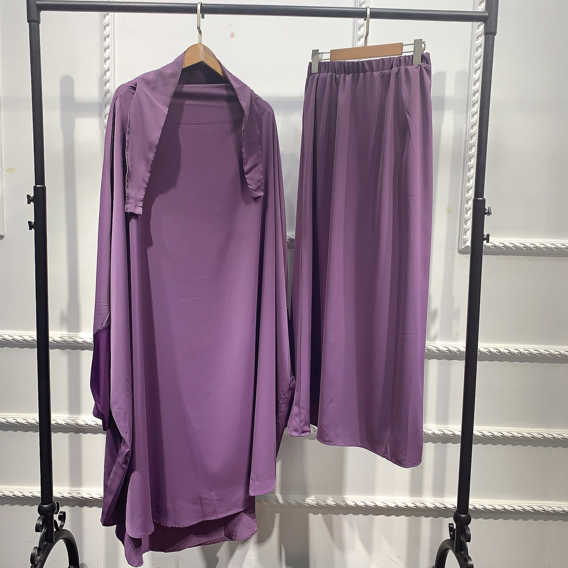 Ensemble Abaya Deux Pièces à Capuche – Robe Ample & Jupe Taille Élastique, Manches Chauve-souris