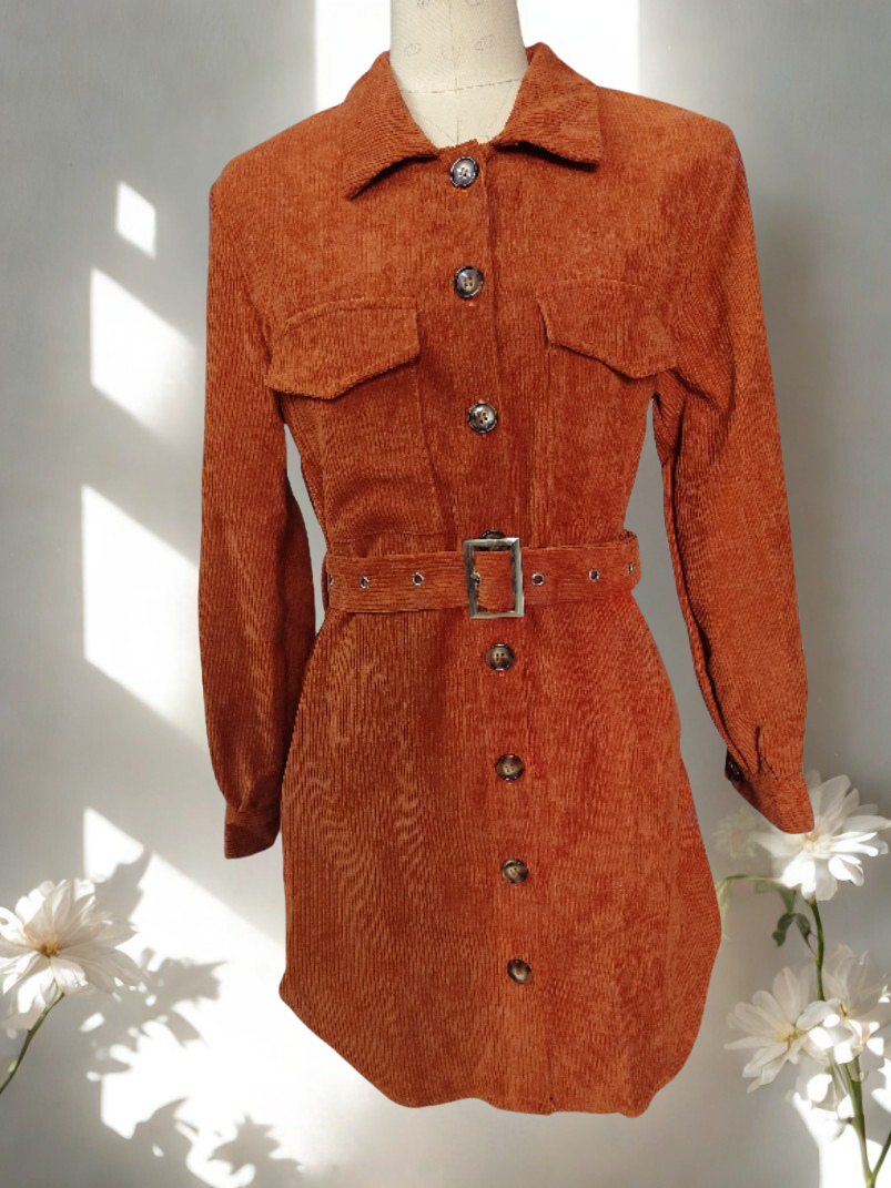 Robe-Chemise Amira- Velours Côtelé, Élégance Décontractée avec Ceinture