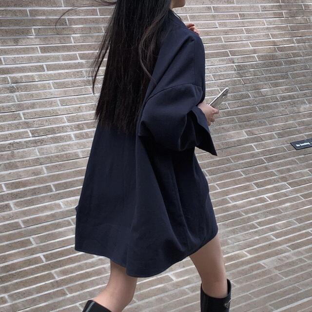 Chemise Oversize à Manches Longues – Coupe Ample & Minimaliste